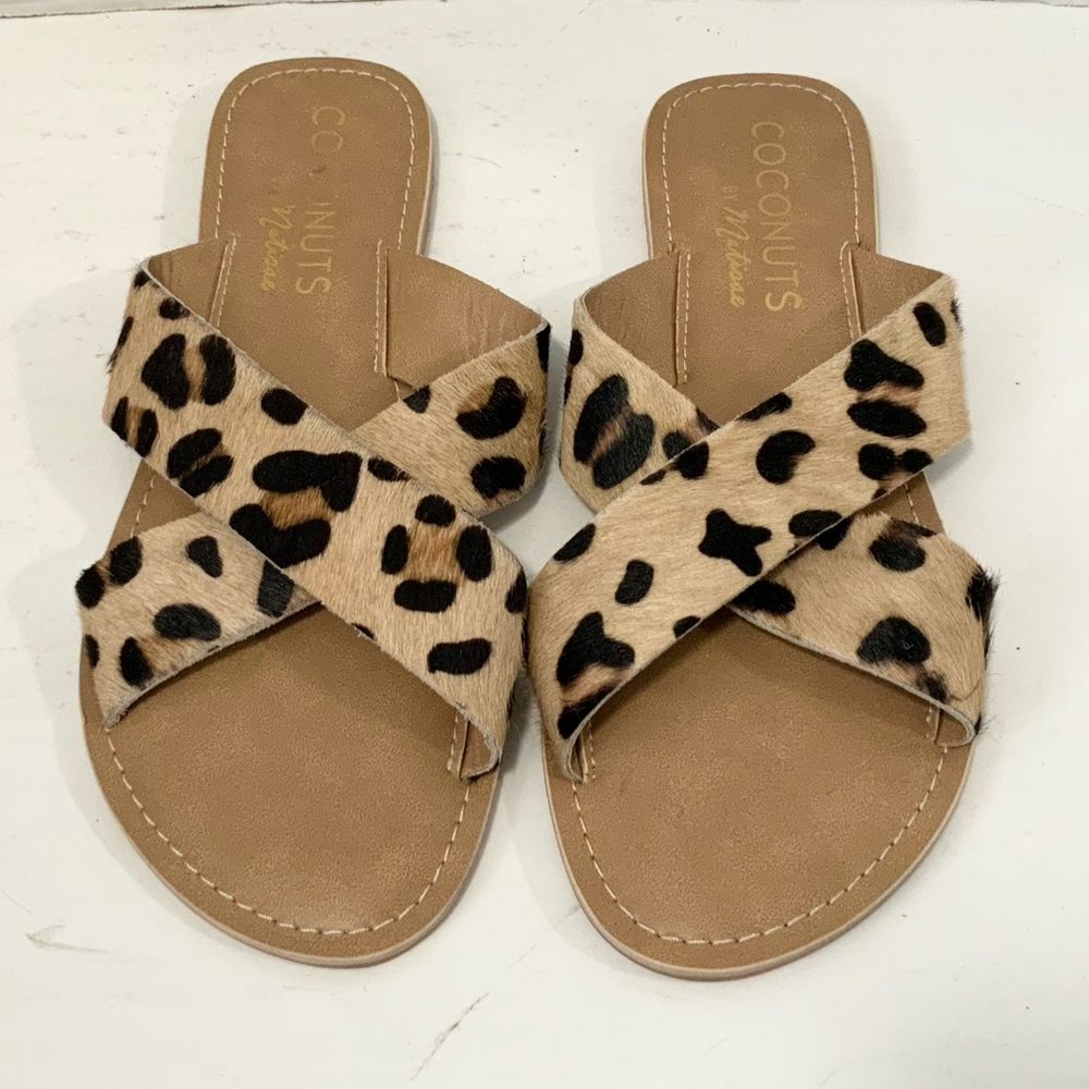 Coconuts By Matisse Leopard Print Leather And Real Fur Flats Sandals Size 10